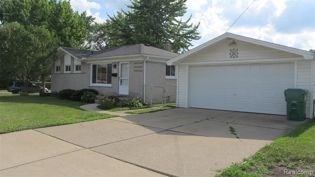Foto principal - 615 Brandt St