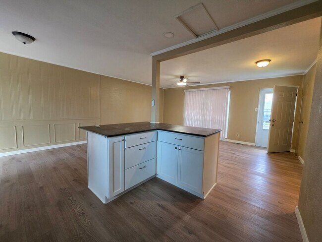 Foto del edificio - 4309 Benton St NE