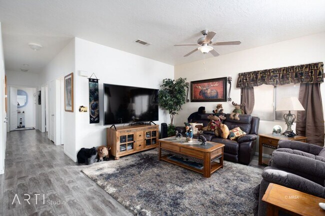 Living Room - 449 Turtle Back Rd