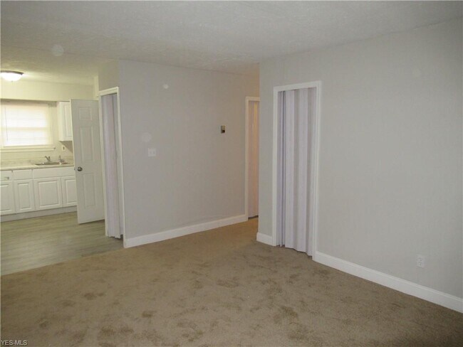 Foto del edificio - 17704 Fairville Ave