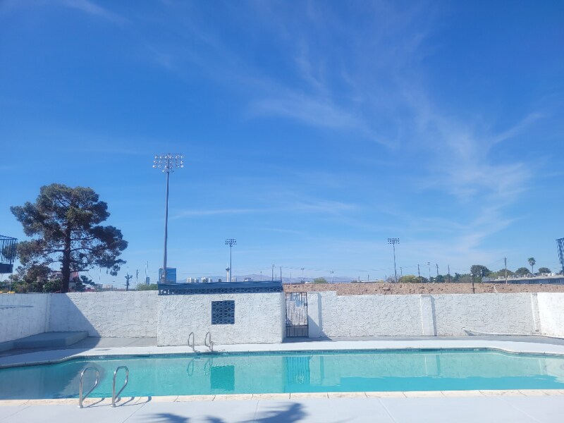 Foto principal - 4600 S University Center Dr