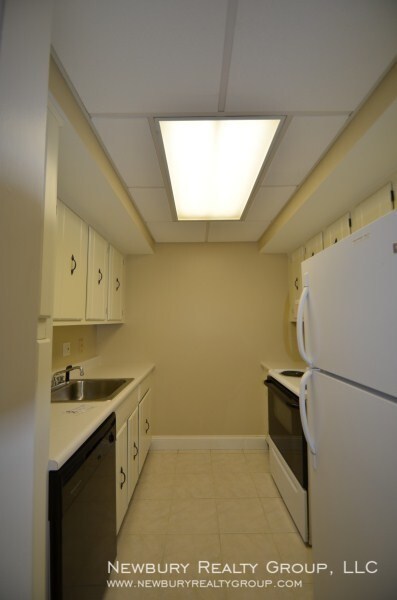 Foto del edificio - 530 N Main St