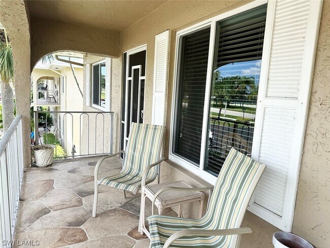 Building Photo - 5910 Via Delray Blvd