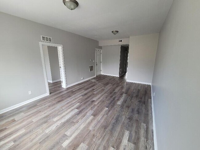 Foto del edificio - 312.5 Perrin St