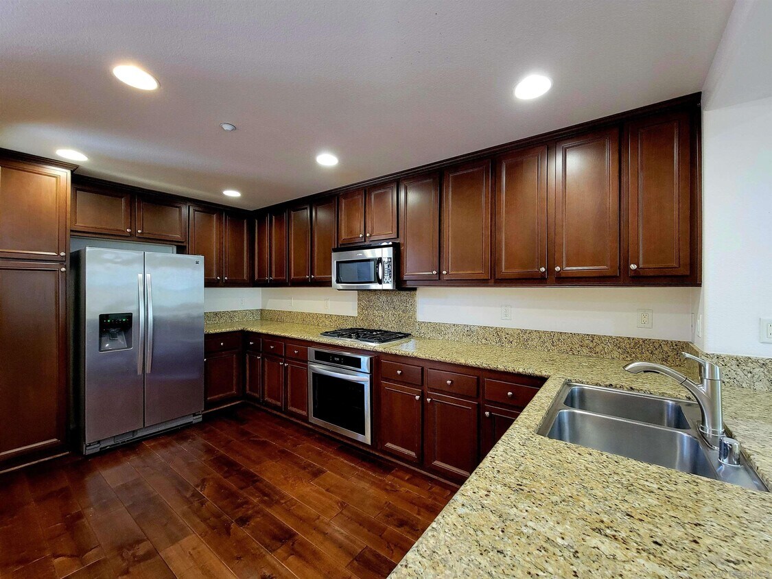 17023 Calle Trevino Unit 8, San Diego, CA 92127 Condo for Rent in San Diego, CA