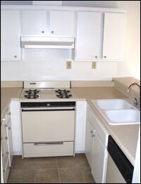 Building Photo - 12433 Moorpark St