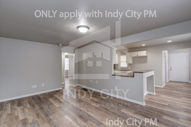 Photo - 525 S Vine St House