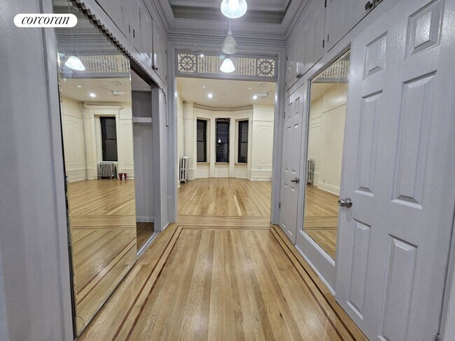 Building Photo - 418 W 154th St