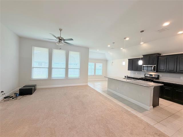 Foto del edificio - 11037 Silver Falls Ct