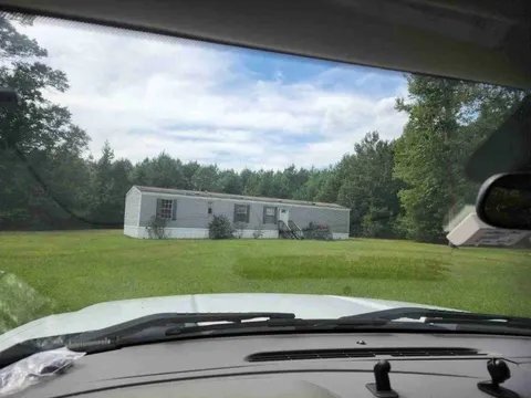 Building Photo - 275 Carr Town Rd