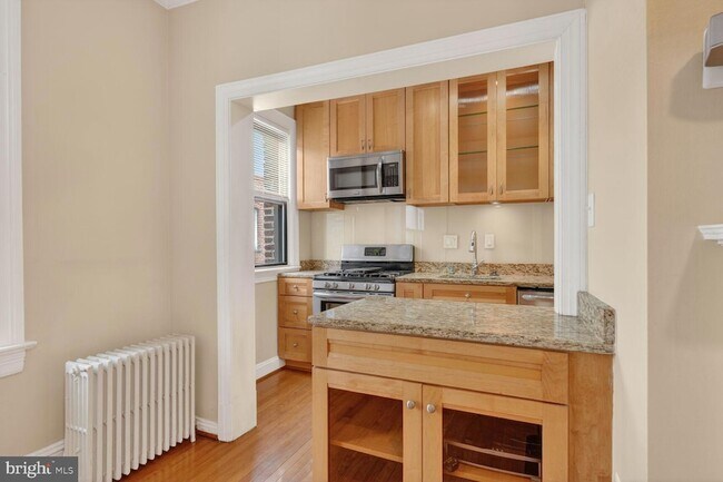 Foto del edificio - 3616 Connecticut Ave NW