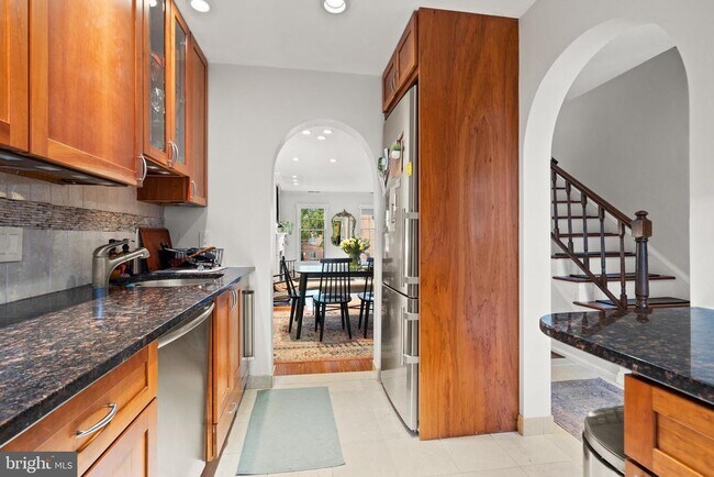 Foto del edificio - 1944 N Cleveland St