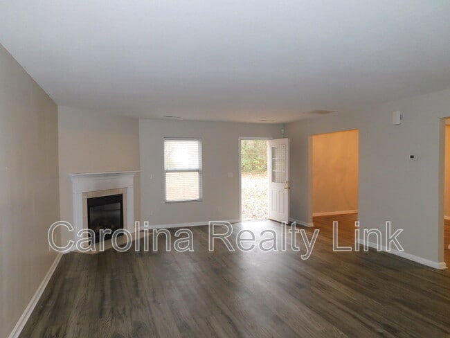 Photo - 3131 Decapolis Dr House