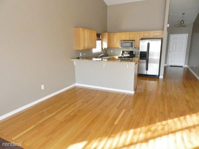 Building Photo - 30696 Ardmore Ct