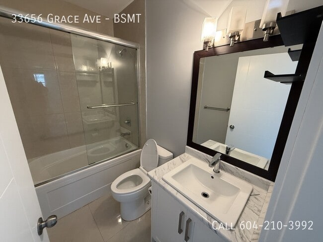 Building Photo - Matsqui Ground-Level Suite