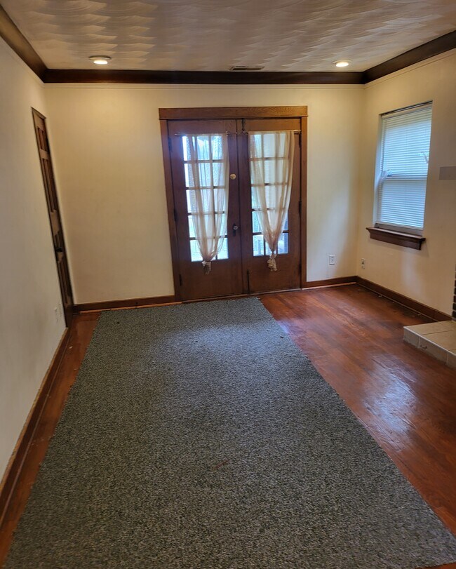 Foto del edificio - 2671 N Main St