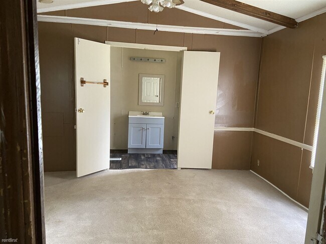 Building Photo - 3 br, 2 bath House - 589 McCauley Rd Lot 5