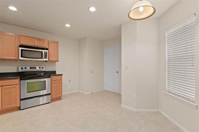 Building Photo - 2920 Groveland Ct