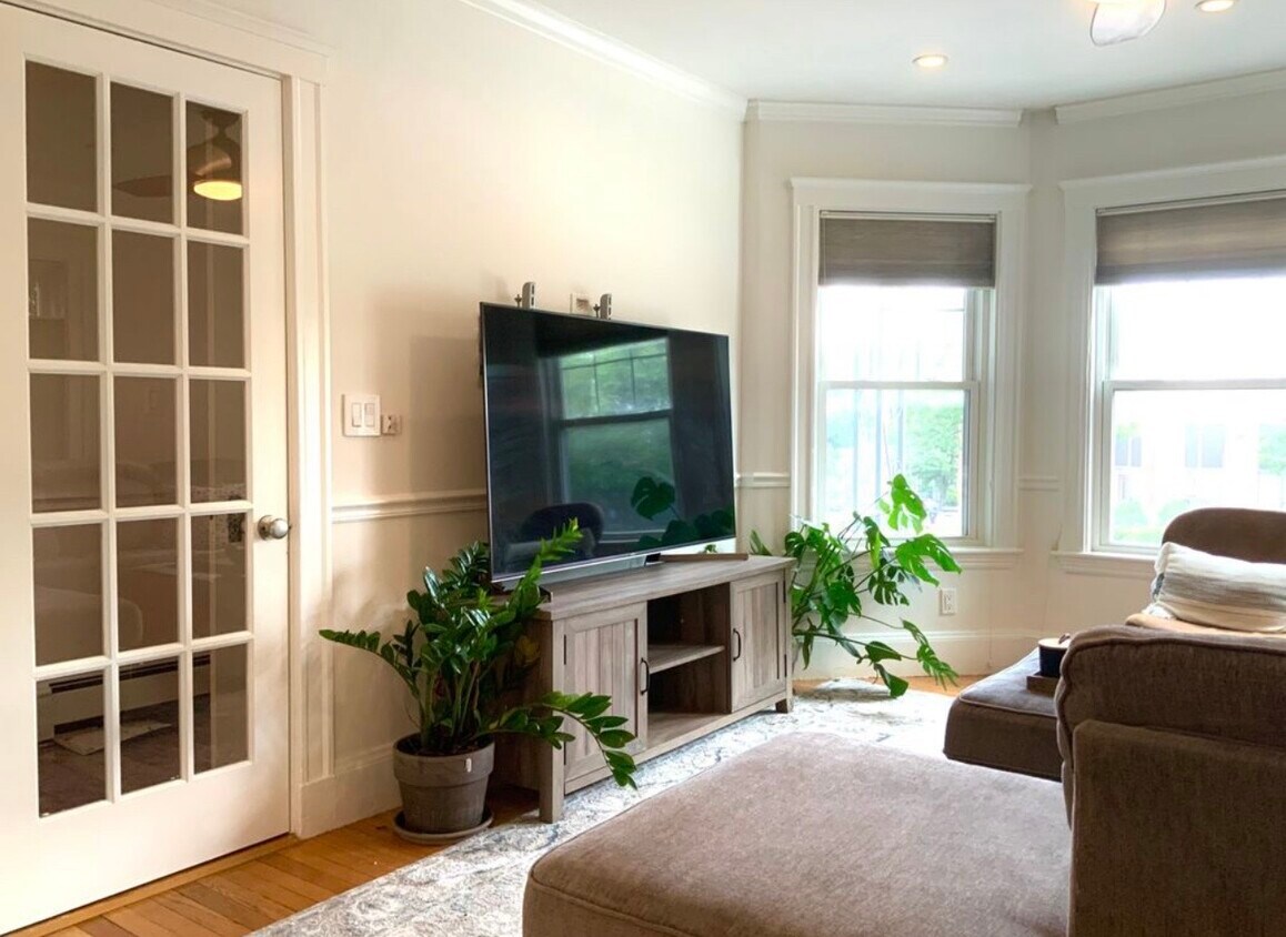 Foto principal - 522 Mount Auburn St