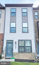 Building Photo - 553 Levanna Ln