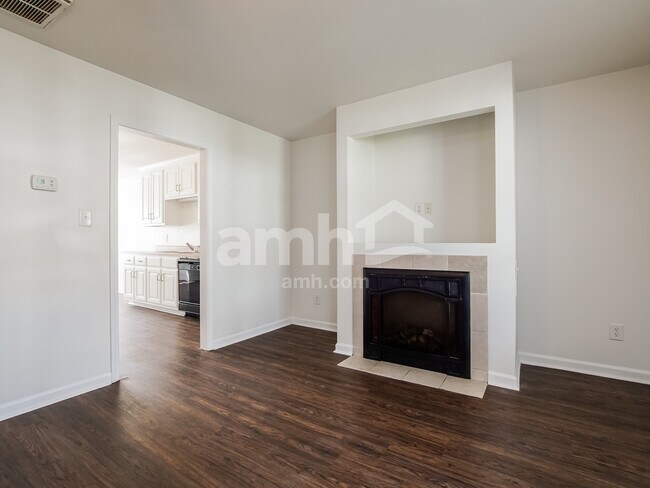 Building Photo - 309 Whitehall Ct