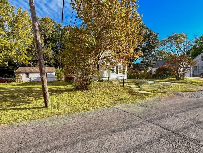 Foto del edificio - 1040 E Gates St