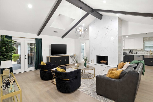 Building Photo - 7414 Authon Dr
