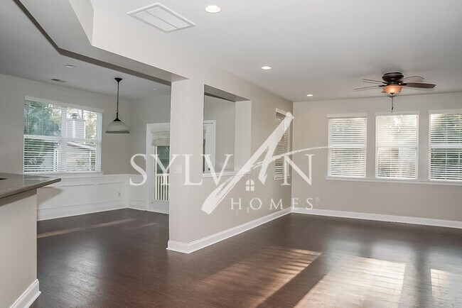 Building Photo - You deserve a Higher Quality of Living.Lux...