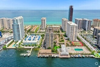 Building Photo - 1965 S Ocean Dr