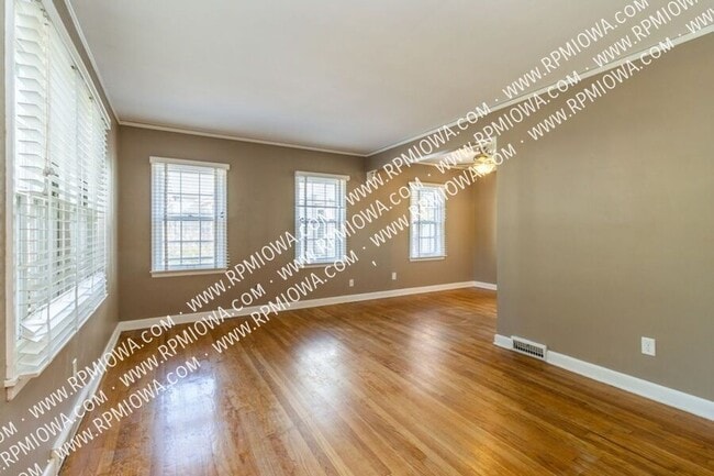 Foto del edificio - 1626 Northwest Dr