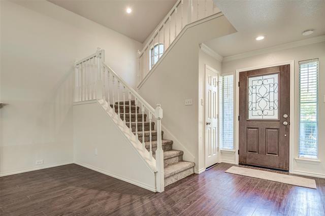 Building Photo - 625 Raintree Cir