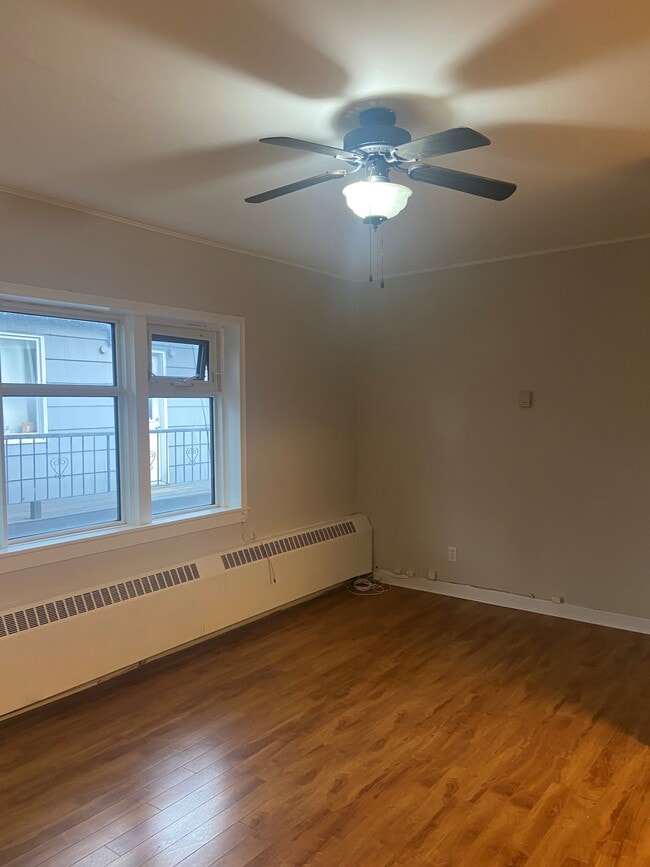 Building Photo - SPACIOUS RENOVATED TWO BEDROOM APARTMENT- DOWNTOWN DARTMOUTH