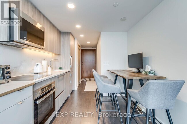 Photo du bâtiment - 38 Widmer St