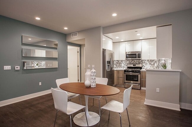 Building Photo - 4632 Vista Del Monte Ave