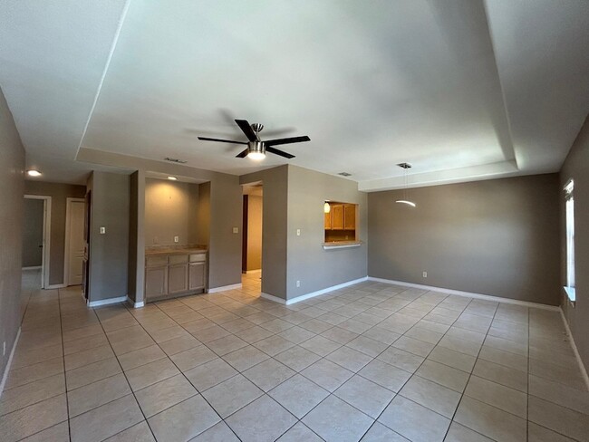 Foto del edificio - 9804 Cantera Ct