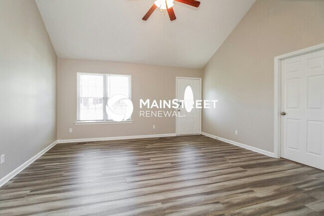 Foto del edificio - 3 Bedroom Pet-Friendly Home in Murfreesbor...