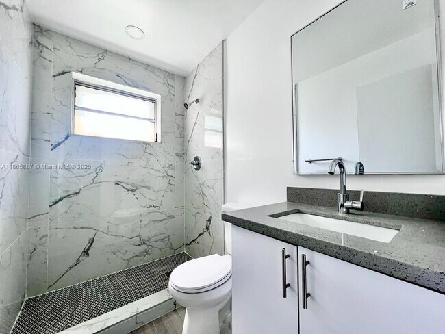 Building Photo - North 24th Avenue, Hollywood, FL 33020 - 2...