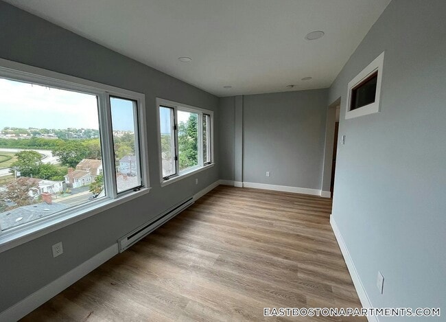 Building Photo - 31 Faywood Ave