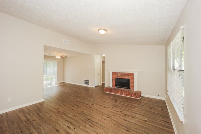 Foto del edificio - 10299 Wisteria Ln