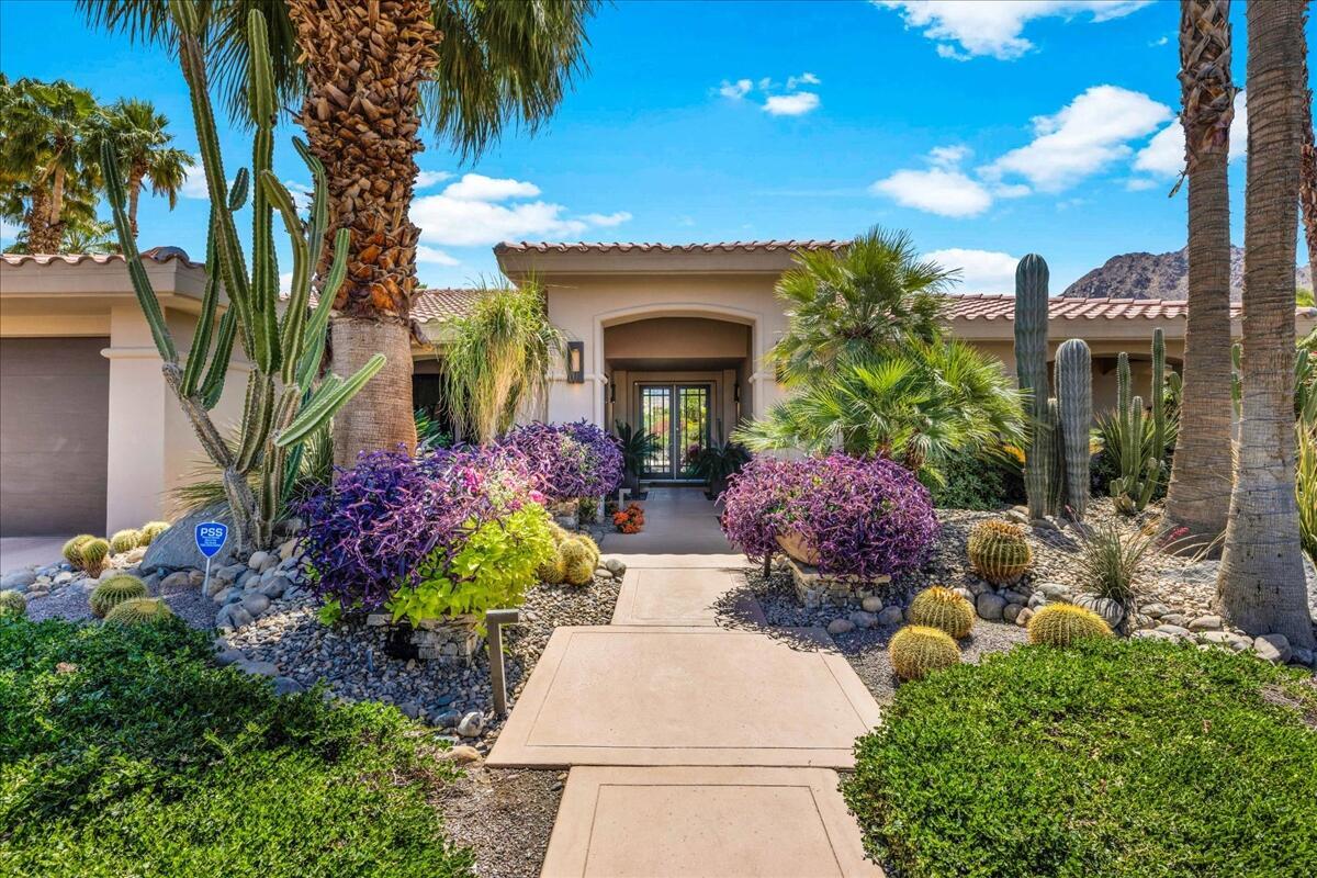 Foto principal - 45730 Indian Canyon Rd