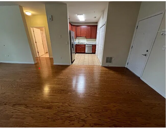 Foto del edificio - 1314 Sierra Dr