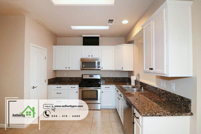 Building Photo - 573 Mission De Oro Dr