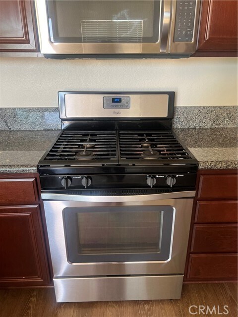 Foto del edificio - 17623 Park Terrace Ct