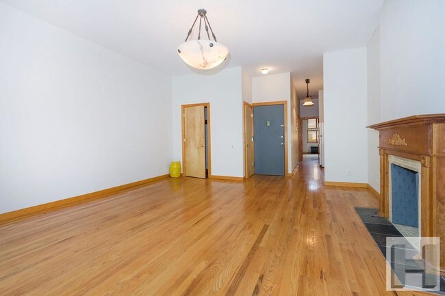Building Photo - 120 W 119th St