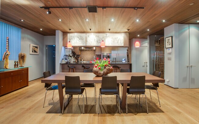 Foto del edificio - 663 Brooks Ave