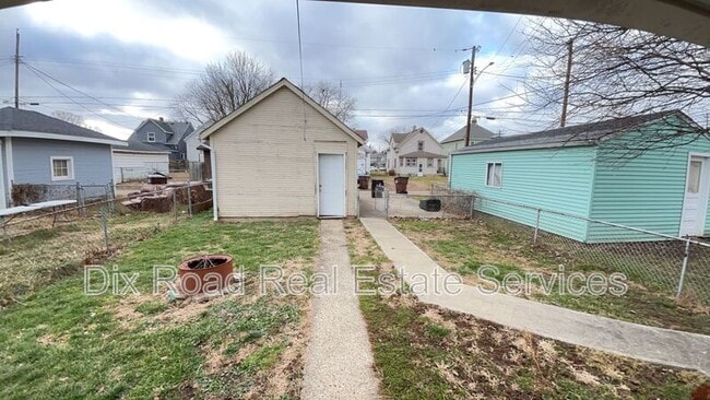 Foto del edificio - 806 Elwood St