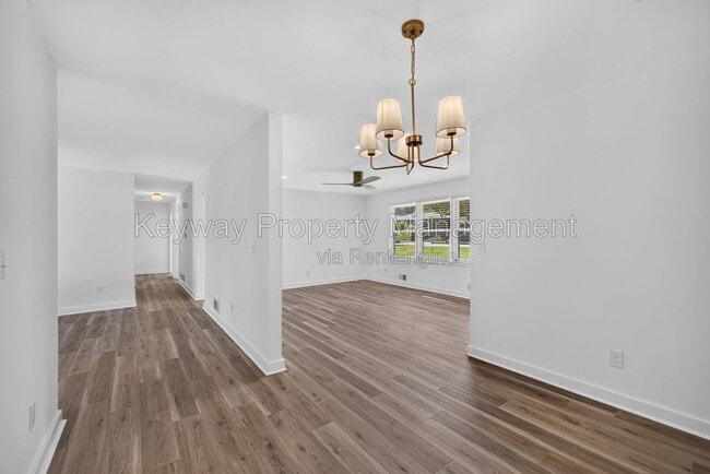 Foto del edificio - 3007 Stratford Dr