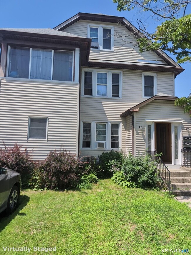 Building Photo - 226-228-228 Seymour Ave