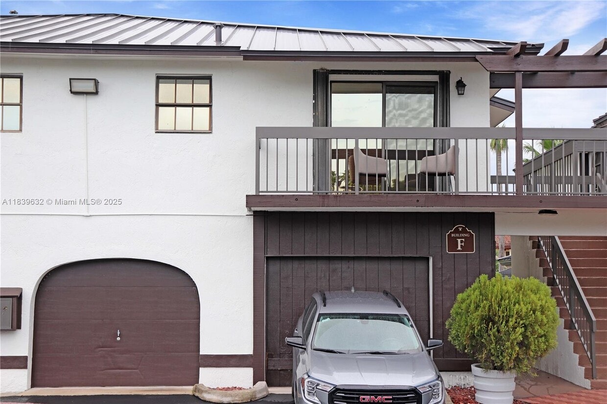 Primary Photo - 1770 SW 122nd Ct