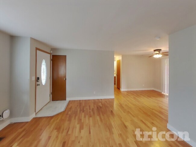 Foto del edificio - 9023 Gayle Ave S